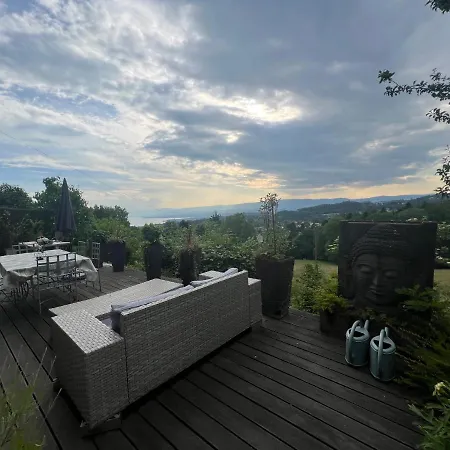 Petite Maison A L'Oree Des Bois Vue Magnifique Sur Le Lac Zenitude Et Plenitude Belmont-sur-Lausanne Exterior photo