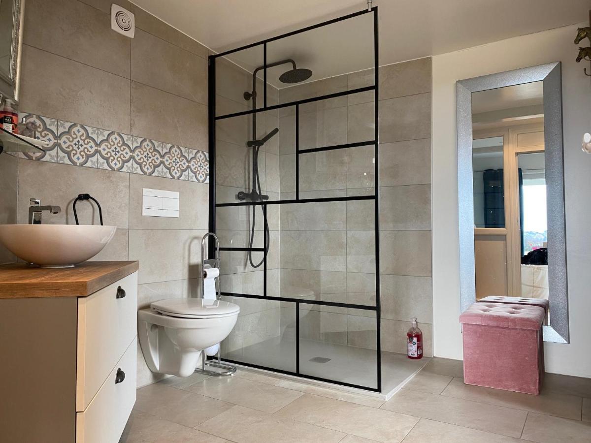 Petite Maison A L'oree Des Bois Vue Magnifique Sur Le Zenitude Et Plenitude Holiday home *
