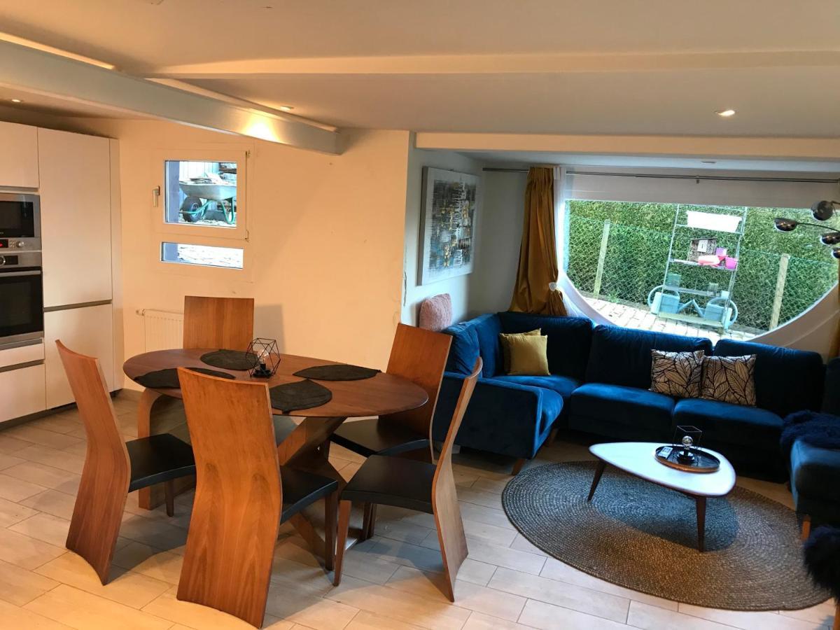 Petite Maison A L'oree Des Bois Vue Magnifique Sur Le Zenitude Et Plenitude Holiday home *