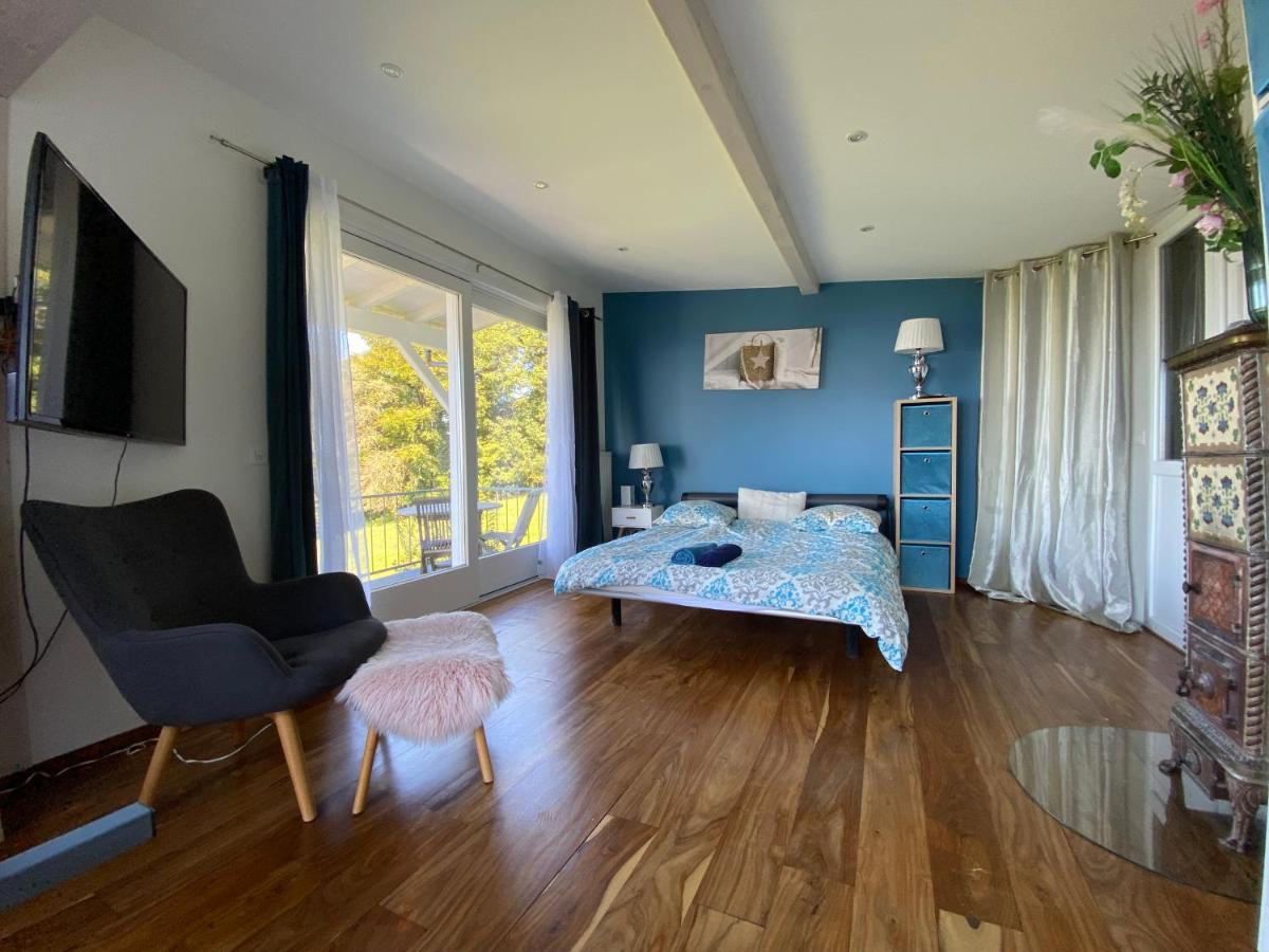 Petite Maison A L'oree Des Bois Vue Magnifique Sur Le Zenitude Et Plenitude Holiday home Belmont-sur-Lausanne